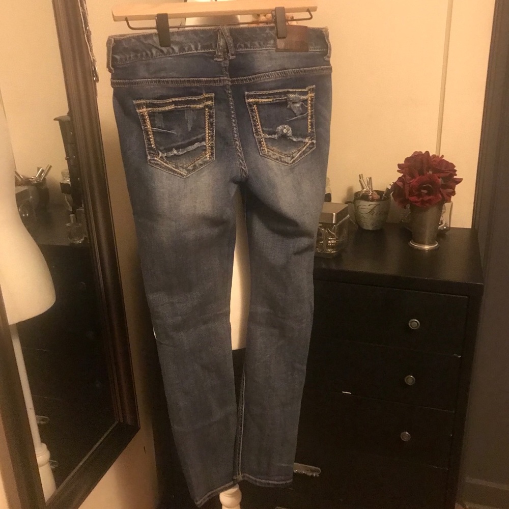 Button Fly Destructed Jeggings - Picture 3 of 3